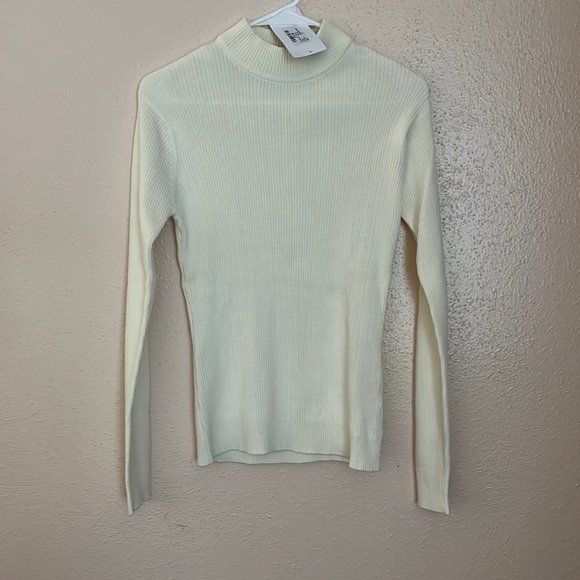 Madcap Ribbed Turtleneck - Picture 3 of 5